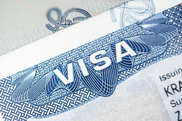Pourquoi demander votre Visa D7 en ligne?
