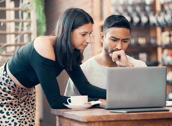 Hébergeur web en panne : que faire pour le résoudre ?