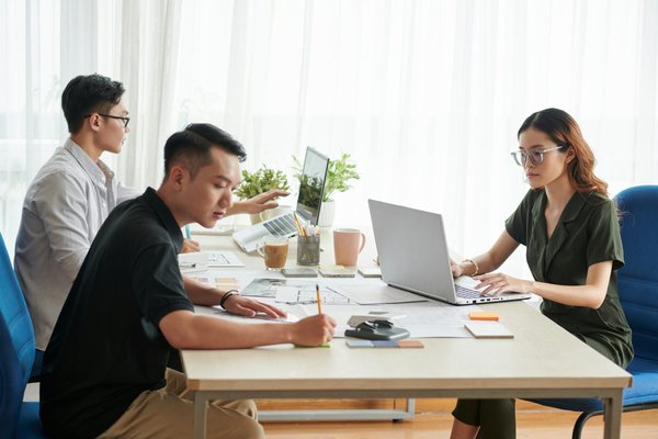 Découvrez comment dénicher votre bureau parfait autour de paris